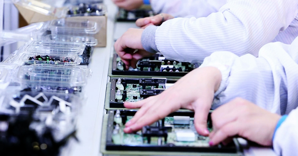 Како смањити ризике пројекта кроз иновативна решења ПЦБА фабрика?