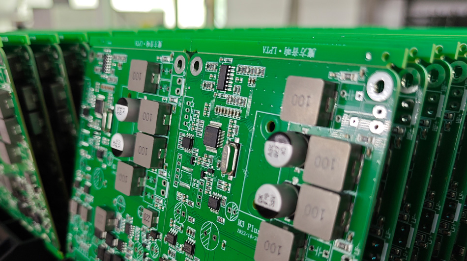 Брз одговор: Како постпродајна услуга фабрика ПЦБА може осигурати задовољство купаца?