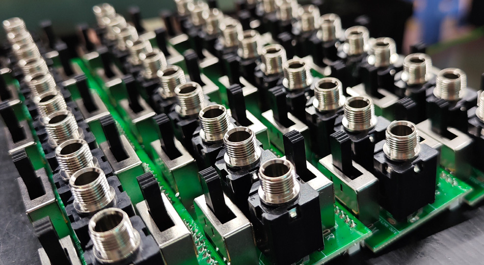 Како ПЦБА фабрике могу побољшати квалитет услуга кроз управљање задовољством купаца