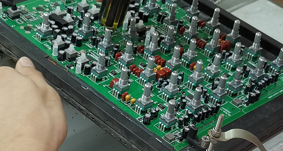 Како смањити трошкове производње ПЦБА фабрика оптимизацијом ланца снабдевања?