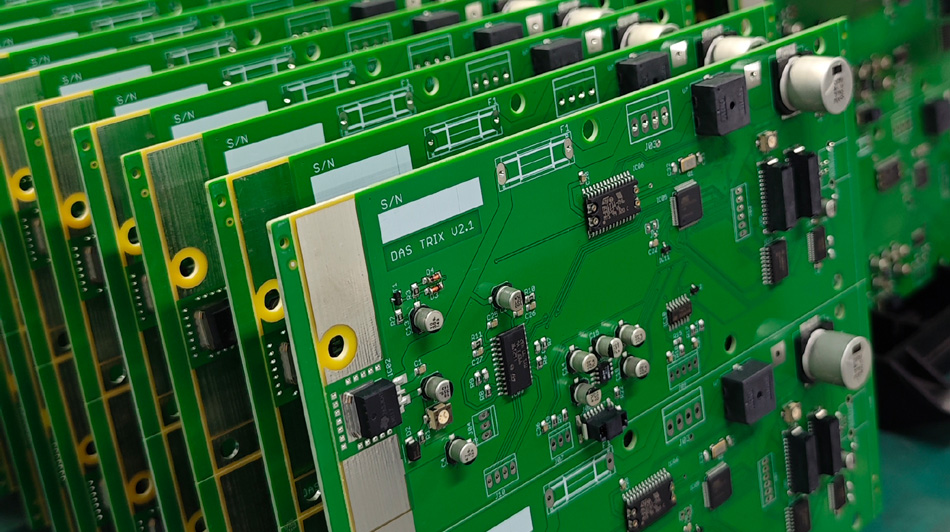 Како ПЦБА фабрике могу оптимизовати процес испоруке кроз управљање залихама?