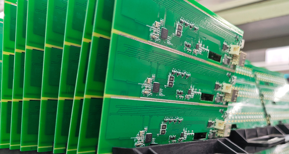 Брз одговор: Како фабрике ПЦБА могу скратити циклус испоруке хитних поруџбина?