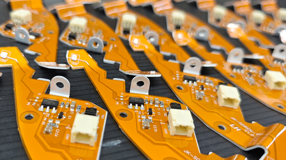 Зашто избор локалне ПЦБА фабрике побољшава ефикасност сарадње?