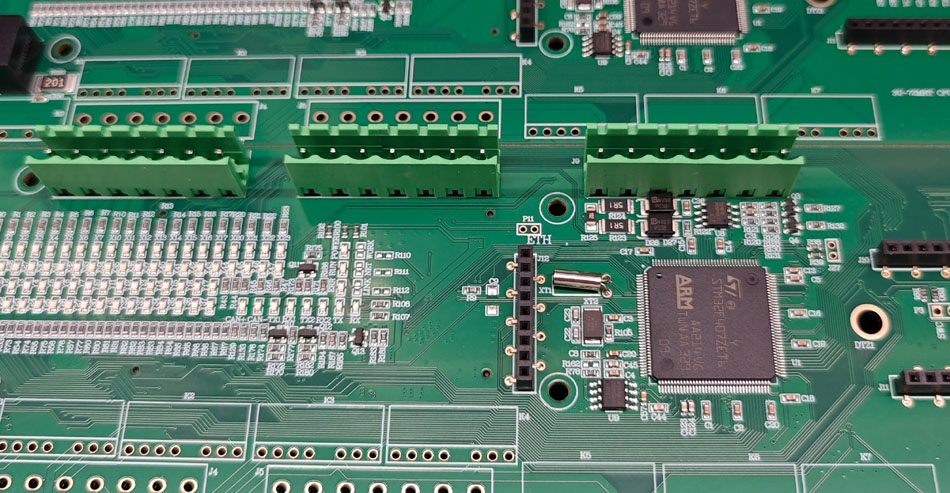Како фабрике ПЦБА могу да одговоре на изазове хитних поруџбина?
